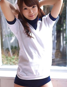 Manami Sato in sports equipment can´t wait to play ball