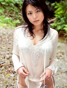 hottie Yukie Kawamura has her big plump breasts wrapped in a bikini