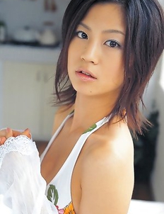 Misako Yasuda conquers the world with her curves and smile