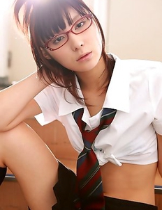 Miu Nakamura in hot school uniform shows ass in blue thong