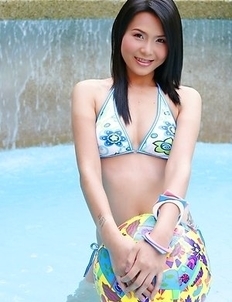 Lorita Ivy has braces and she looks stunning. She begins touching herself and making her body explode with excitement.