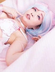 Ai Minano Gives a Messy Handjob