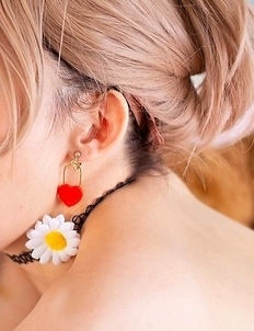 Rika Mari Gets Her Pussy Filled