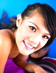 Waen Thai Pussy Massage