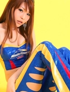 Minami Haduki busty is hot cupcake in blue latex outfit
