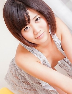 Shiori is a Flirty, Vibe-Loving Japanese Babe!