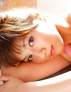 Japanese Marie Kai  in shorts shows sexy curves in bath suit at pool