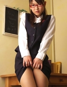 Noriko Kijima with specs and office suit is elegant and hot