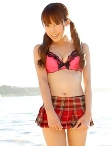 Nozomi Kawasaki with hot bum and jugs loves her in mirror