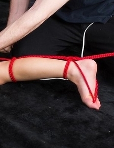 Luna Kobayashi thoroughly enjoying rope bondage teasing and vibrator play