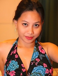 Busty Filipina girl Mhine