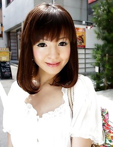 Hot wifey Ayu Kawashima shows off