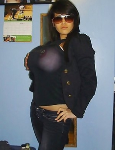 Girls going wild in their dorm room