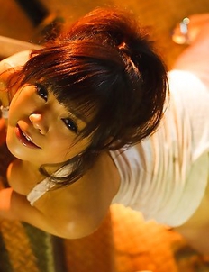 Rina Itoh loves to show her huge jugs with naughty nipples