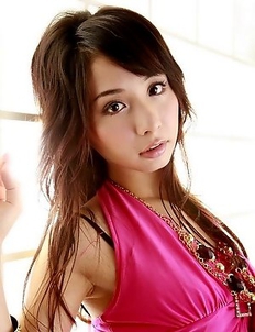 Teen Tomoe Hinatsu in mini skirt