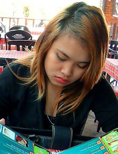 Slutty Thai amateurs tag team lucky male tourist