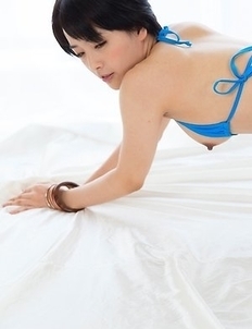 Teenage tomboy Ai Mukai takes off her bikini to masturbate and show feet