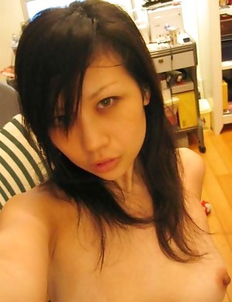 Naughty Thai honey selfshooting at home