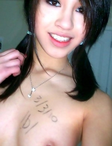 This asian cutie has really perfect body