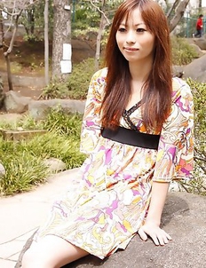 Hot Shiho Goto spreads her legs