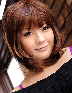 Yukina Mori loves showing off