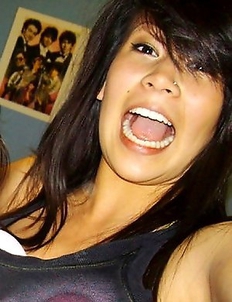 Girls going wild in their dorm room