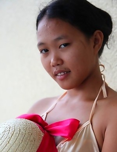 Hot threesome with two Filipina girls Jeremay and Mayka