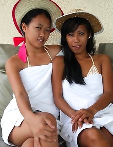 Hot threesome with two Filipina girls Jeremay and Mayka