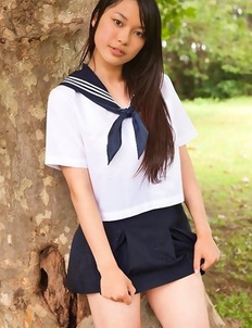 Tomoe Yamanaka babe is playful and shows hot ass in the classroom