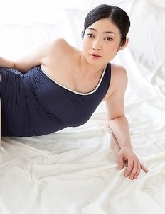 Ryu Enami showing her sexy soles and being extremely naughty before the footjob