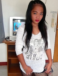 Stunningly hot young Filipina babe Miray