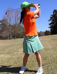 Beautiful golf chick Nana Kunimi