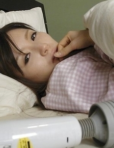 Hitomi Tsukishiro gets horny and uses toy