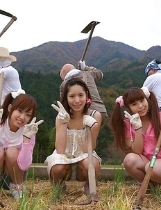 Nagisa, Hana, Maria are farmer girls ready