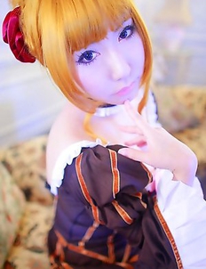 Saku is such perfect blonde doll in fantastic epoque dress