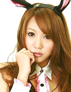 Sweetie Saki Ueda excites us in sexy costume and hot stockings