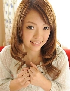 Sayaka Fukuyama shows her pussy and hot butt