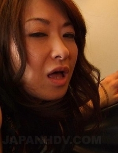 Machimura Sayoko sucks fake dildo and fucks