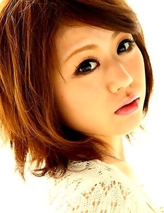 Aya Sugiura shows her lovely body