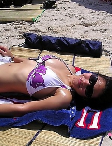 Busty teen babe shows off her curves