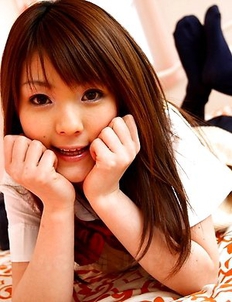 Schoolgirl Fuwari has a hairy pussy