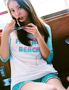 Nozomi Sasaki is happy when buys clothes for her hot curves