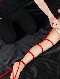 Natsuki Yokoyama gets her feet fucked before getting tied with red rope