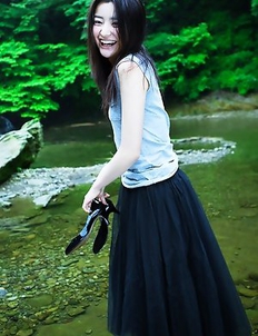 Natsuki Harada is racy babe loving to travel with train