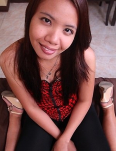 Sexy Filipina Aiza